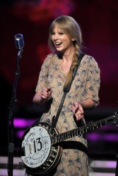 Taylor Swift テイラー・スウィフト