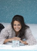 Michelle Keegan 9ea37a205634207